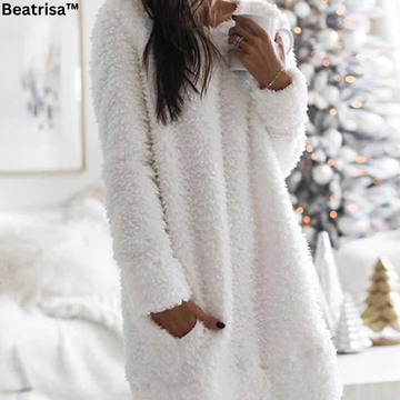 Beatrisa™ Schlankes Kleid mit Rundhalsausschnitt und Wärme-Appeal