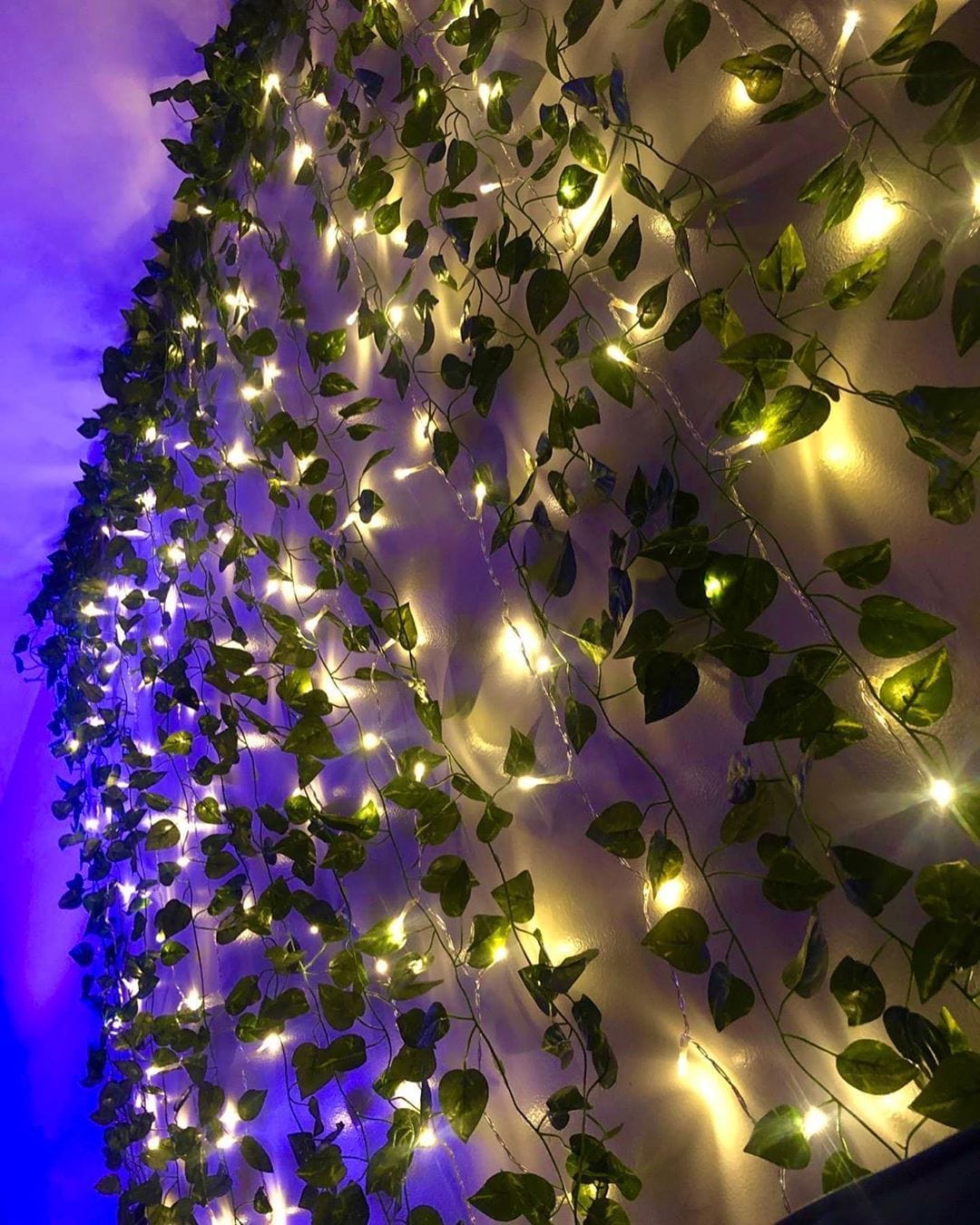 Hanging Nature™ - LED Ivy Garland 2