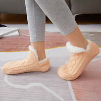 Hannele™ Luxuriöse Füße umarmen Pantoffel Socken
