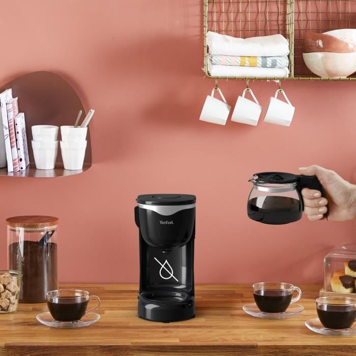 Tefal CM340811 Perfectta Filterkaffeemaschine, Fassungsvermögen 0,6 l, Auslaufschutz, Ein-/Aus-Beleuchtung, Warmhaltefunktion für 30 Minuten, automatische Abschaltung