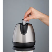 Tefal BI812510 MINI INOX Wasserkocher, Fassungsvermögen 0,8 l, abnehmbarer Wasserkocher, 360°-Basis, verborgene Erwärmung, niedriges Wasserniveau